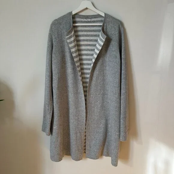 Eileen Fisher Organic Cotton Cashmere Reversible Cardigan - Picture 2 of 7